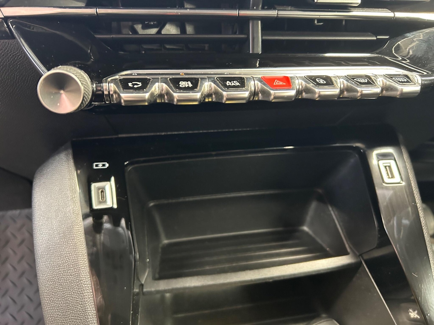 Used Peugeot 2008 for sale - 78141431: Photo 35