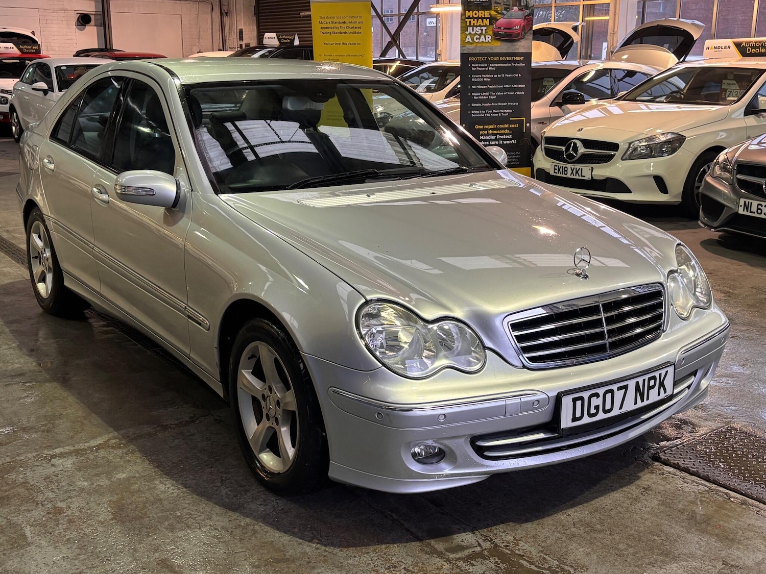 Used Mercedes-Benz C Class 2007 for sale - 78062728: Photo 2