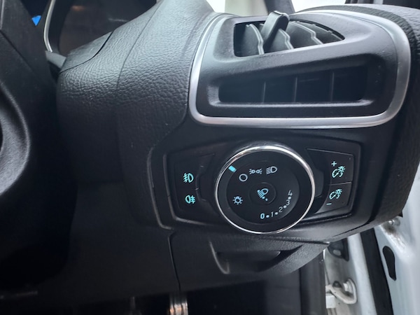 Used Ford Focus 2013 for sale - 76305853: Photo 17