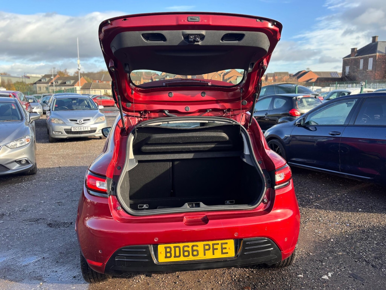 Used Renault Clio 2016 for sale - 76573226: Photo 14