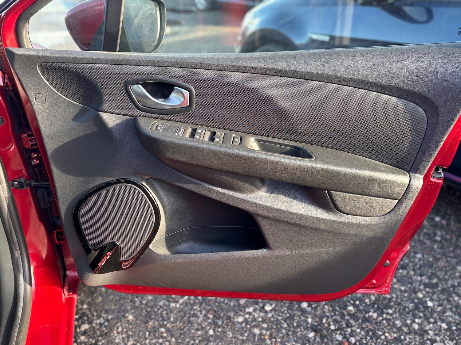 Used Renault Clio 2016 for sale - 76573226: Photo 15