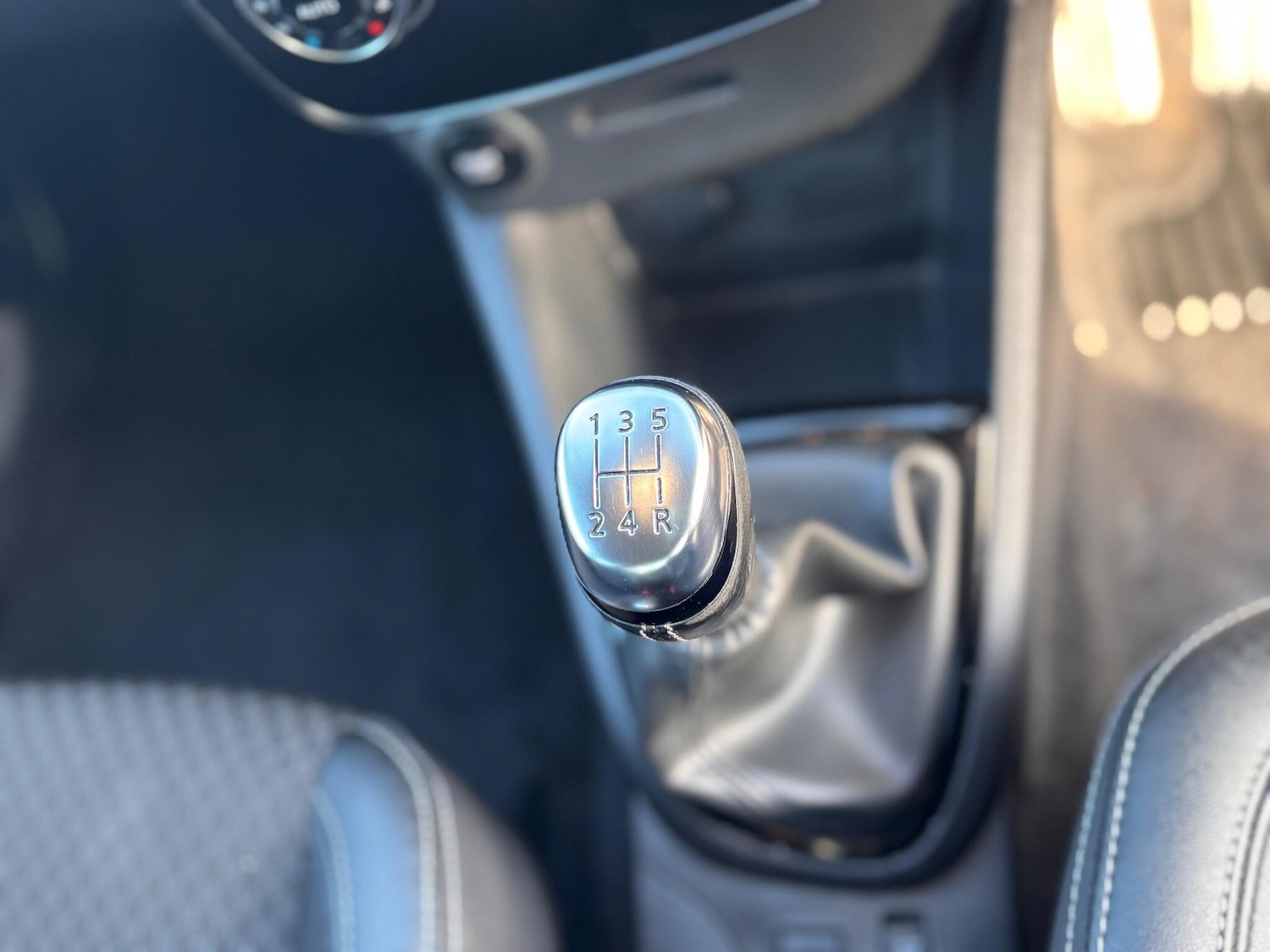 Used Renault Clio 2016 for sale - 76573226: Photo 24