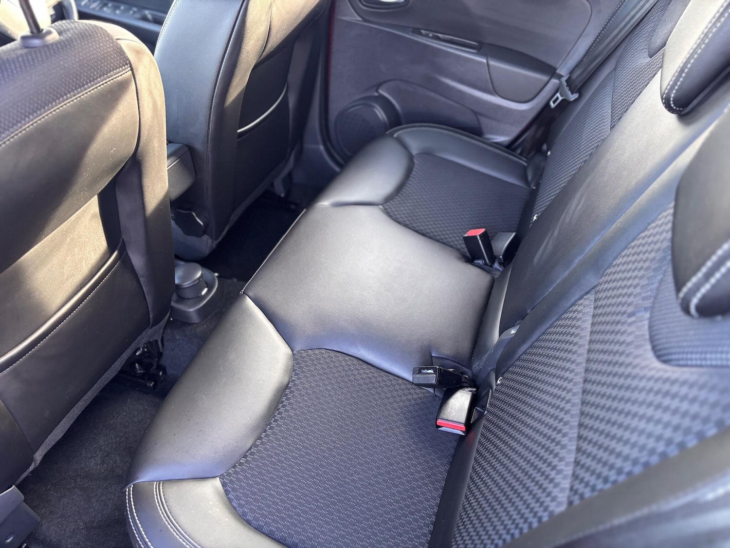 Used Renault Clio 2016 for sale - 76573226: Photo 29