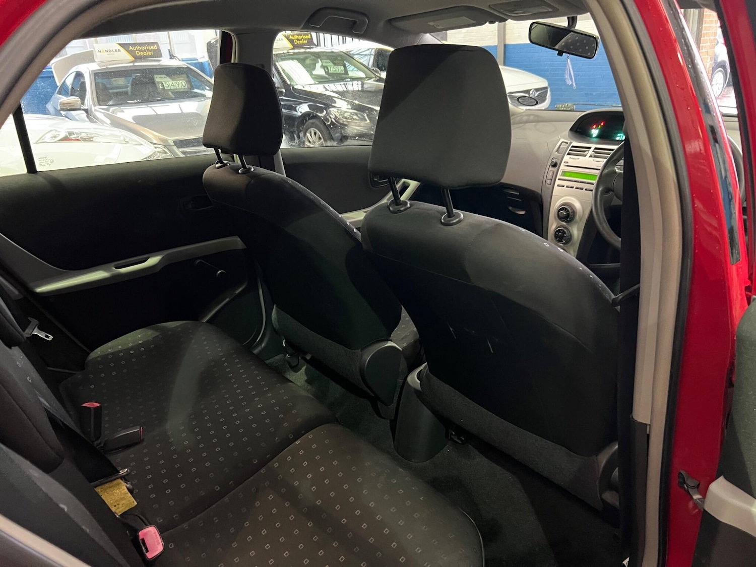 Used Toyota Yaris 2007 for sale - 77468291: Photo 25