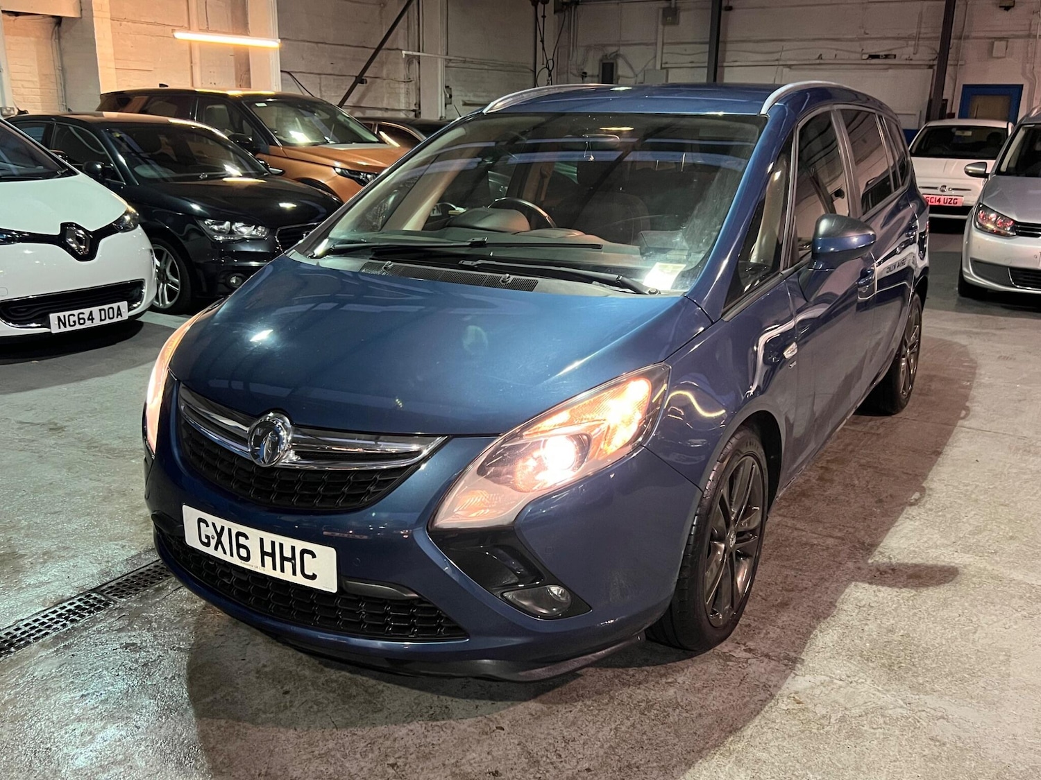 Used Vauxhall Zafira Tourer 2016 for sale - 76936388: Photo 10