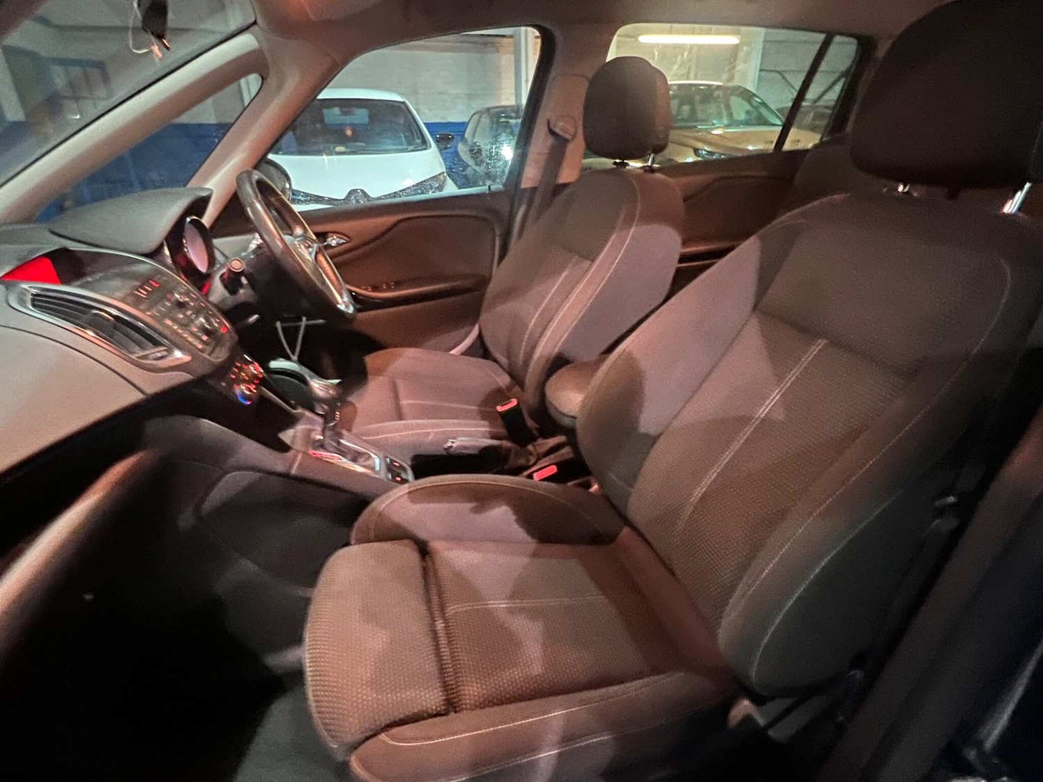 Used Vauxhall Zafira Tourer 2016 for sale - 76936388: Photo 36