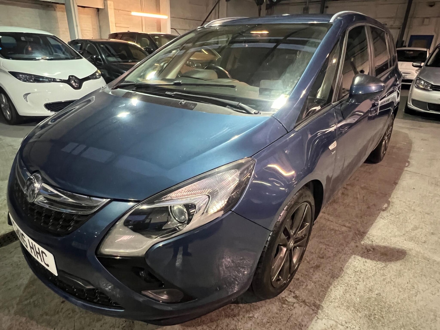 Used Vauxhall Zafira Tourer 2016 for sale - 76936388: Photo 9