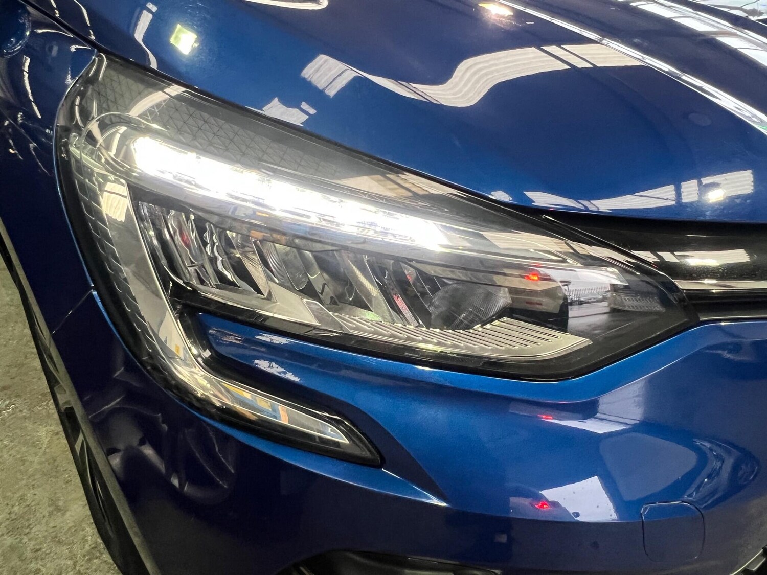 Used Renault Clio 2020 for sale - 77163322: Photo 10