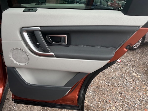 Used Land Rover Discovery Sport 2018 for sale - 76314254: Photo 27