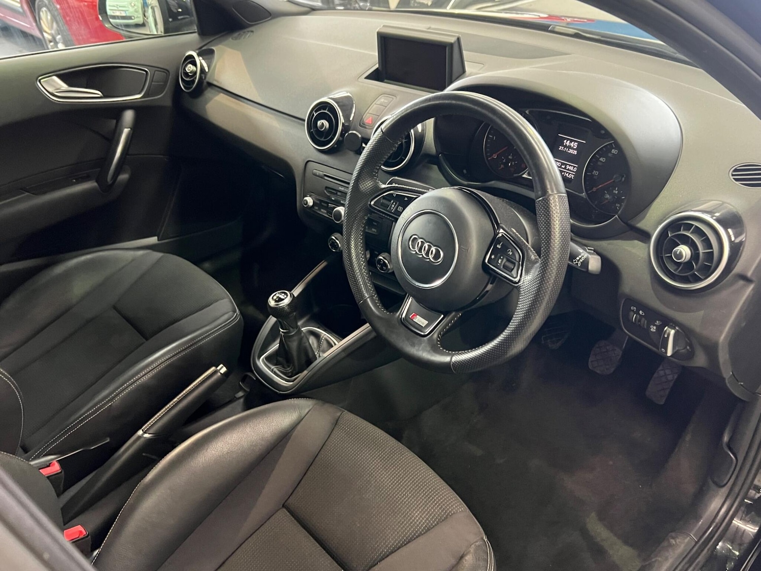 Used Audi A1 2013 for sale - 76727467: Photo 17