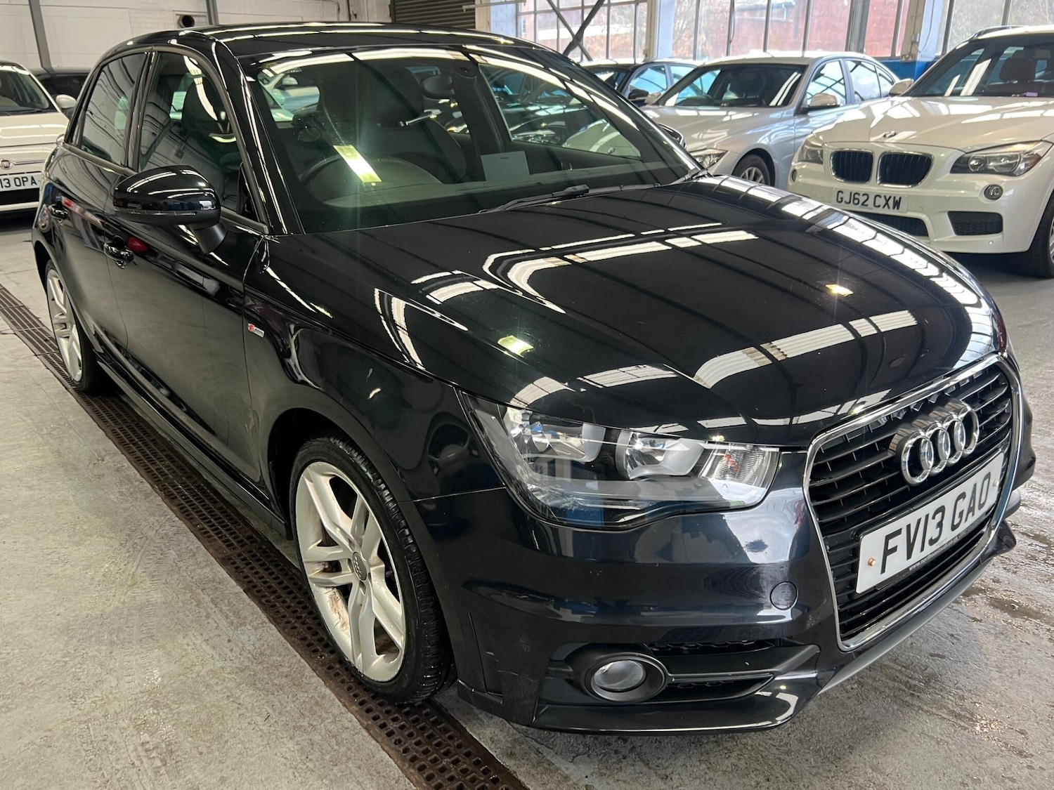 Used Audi A1 2013 for sale - 76727467: Photo 6