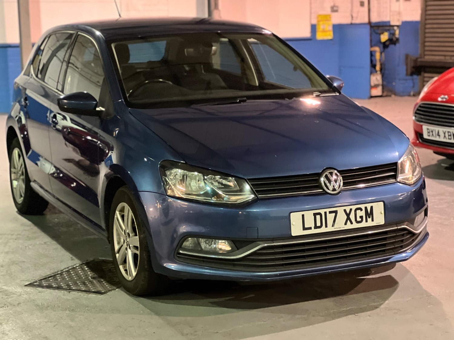 Used Volkswagen Polo 2017 for sale - 76620390: Photo 1