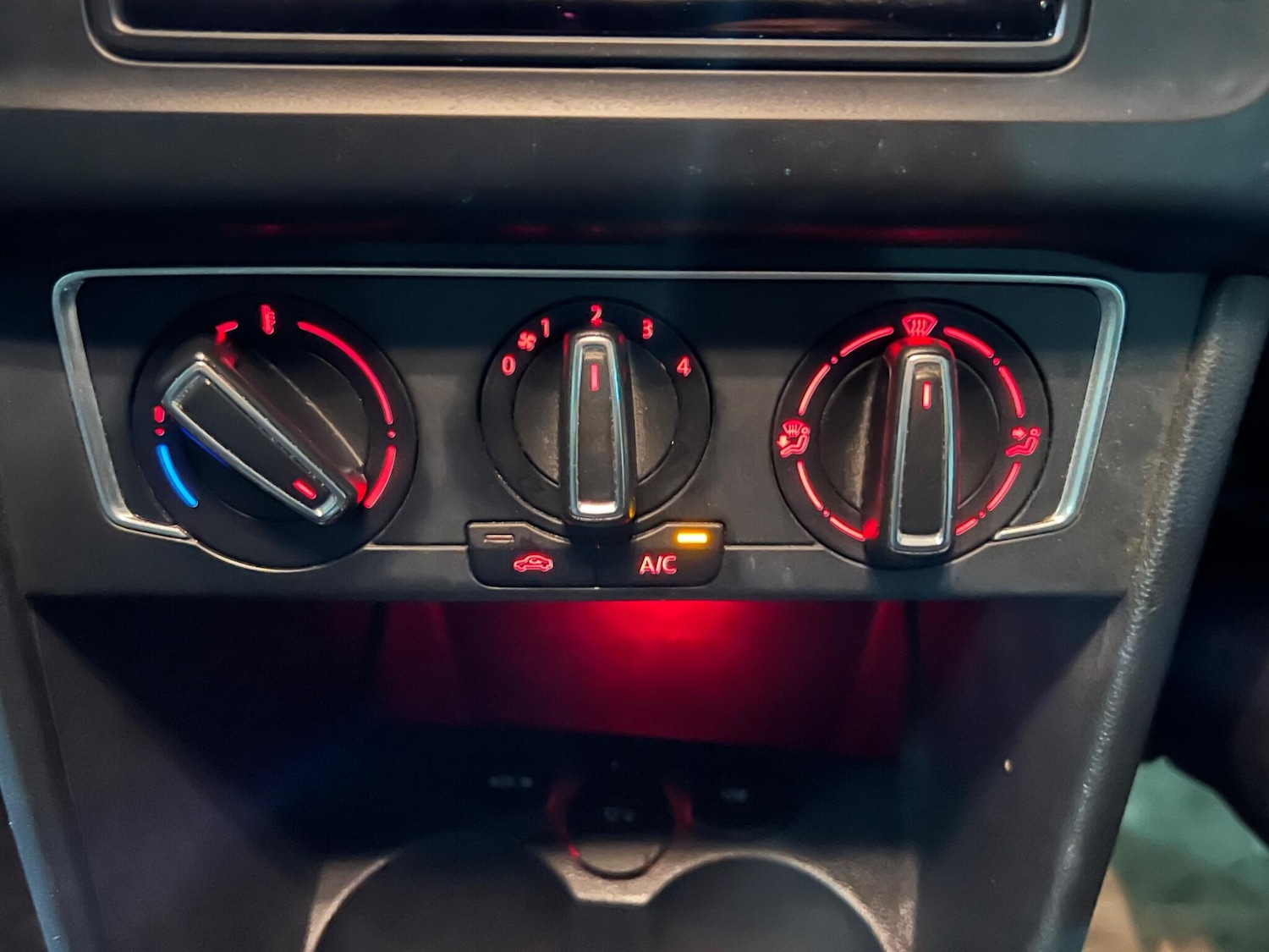 Used Volkswagen Polo 2017 for sale - 76620390: Photo 26