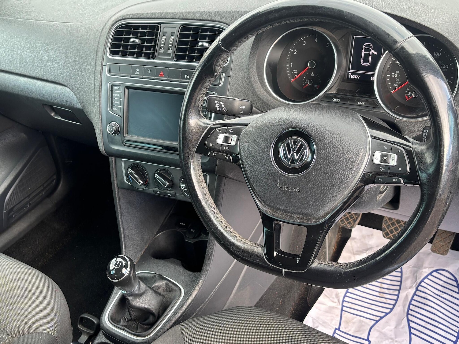 Used Volkswagen Polo 2017 for sale - 76620390: Photo 40