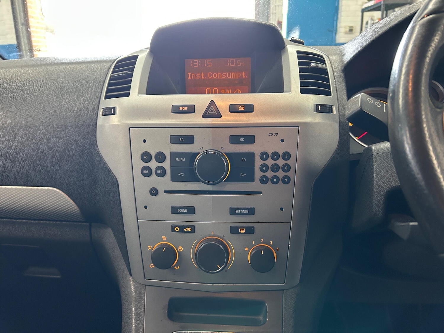 Used Vauxhall Zafira 2011 for sale - 77710591: Photo 11