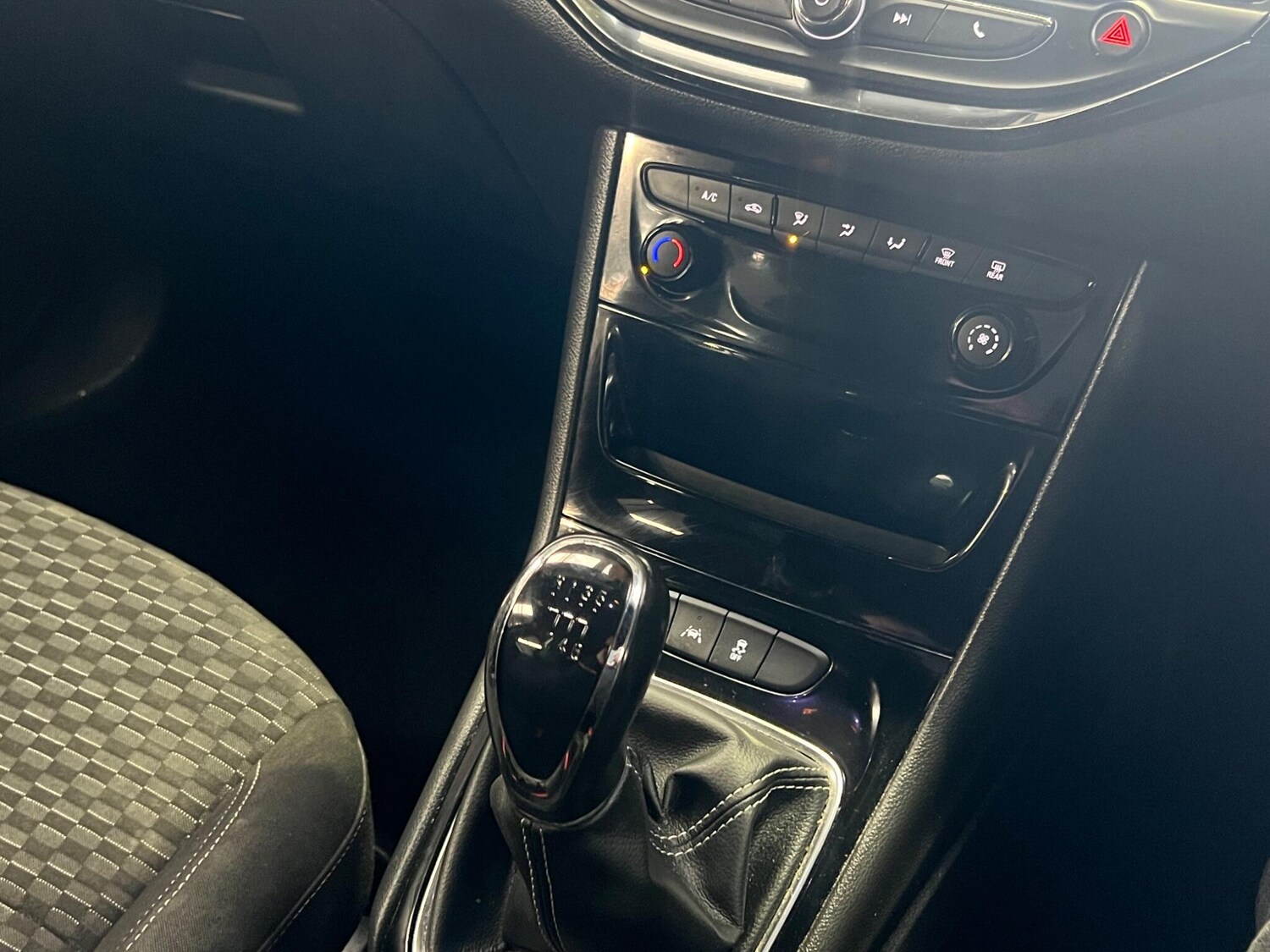 Used Vauxhall Astra for sale - 77808095: Photo 15