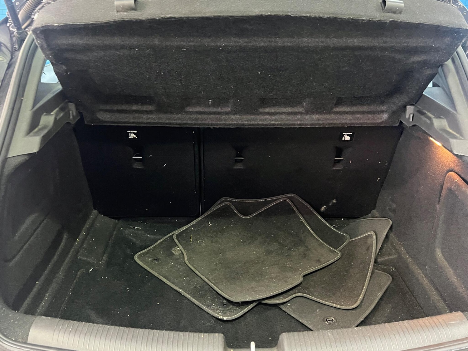 Used Vauxhall Astra for sale - 77808095: Photo 25