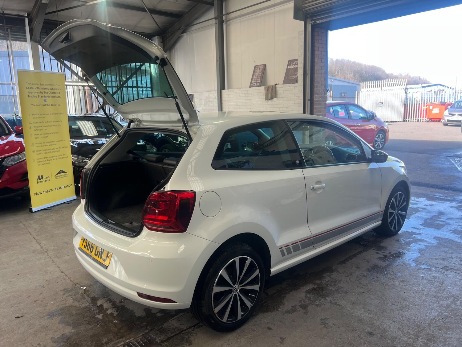 Used Volkswagen Polo for sale - 77737634: Photo 14