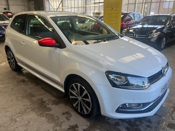 Used Volkswagen Polo 2016 for sale - 77737634: Photo