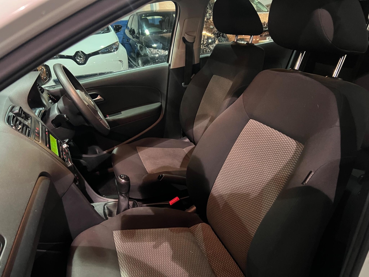 Used Volkswagen Polo 2013 for sale - 77156568: Photo 35