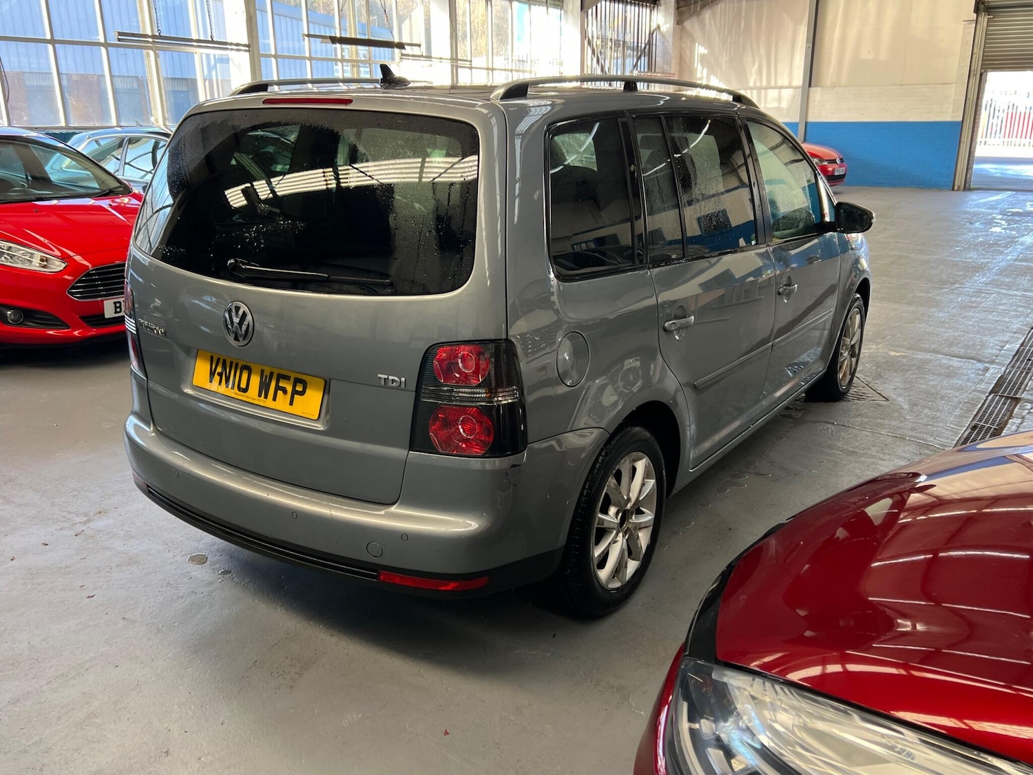 Used Volkswagen Touran 2010 for sale - 76620087: Photo 11