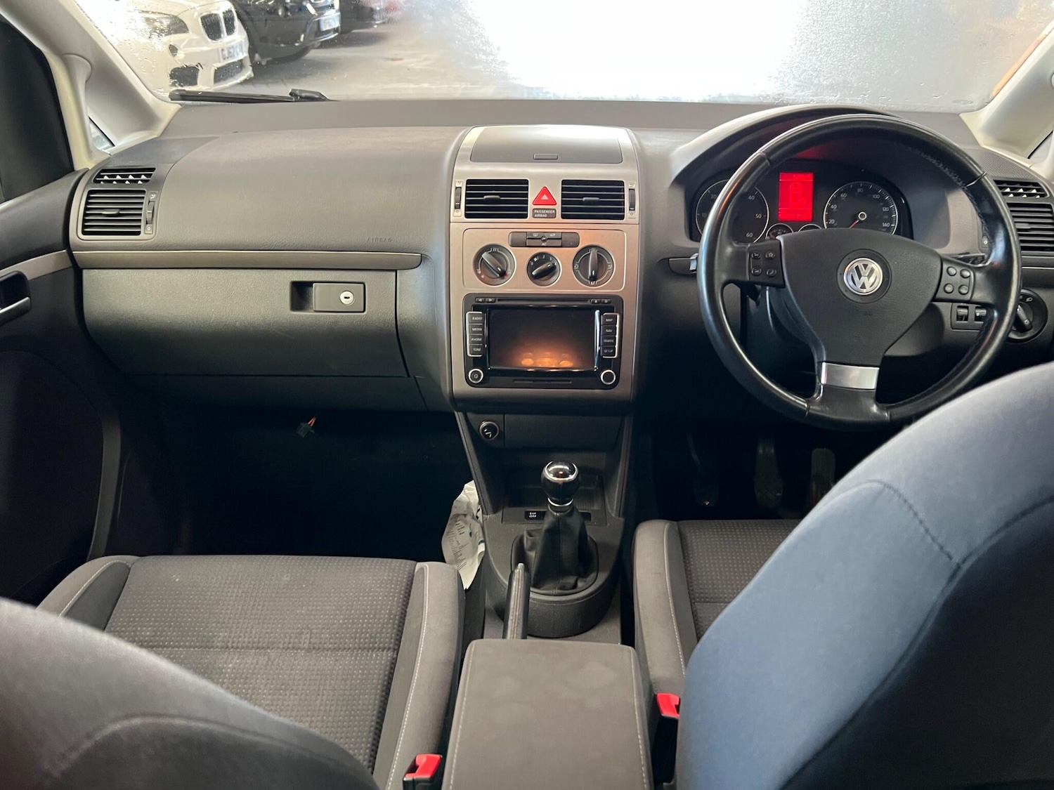 Used Volkswagen Touran 2010 for sale - 76620087: Photo 14