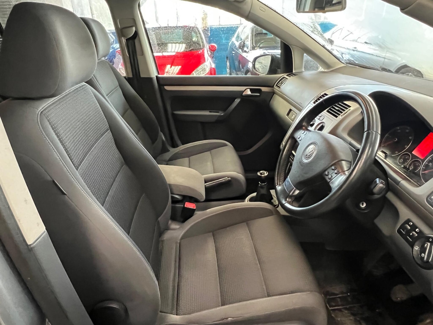 Used Volkswagen Touran 2010 for sale - 76620087: Photo 15