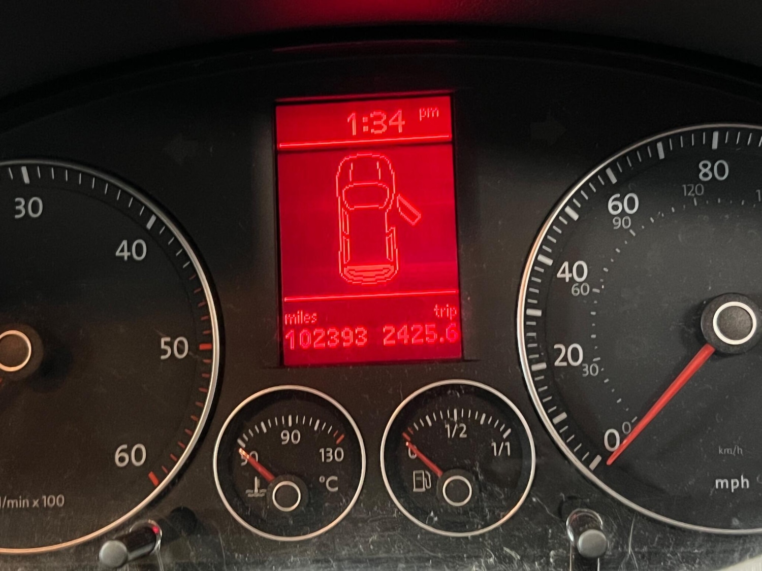 Used Volkswagen Touran 2010 for sale - 76620087: Photo 23