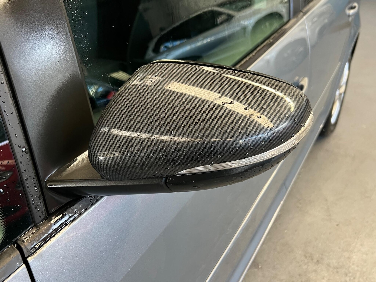 Used Volkswagen Touran 2010 for sale - 76620087: Photo 24