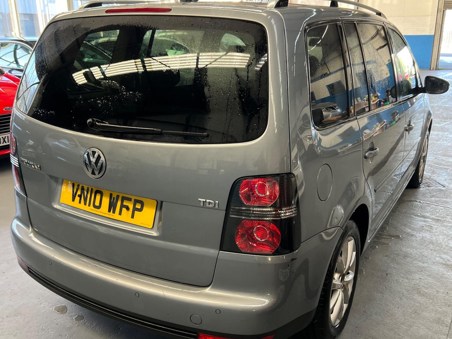 Used Volkswagen Touran 2010 for sale - 76620087: Photo 30