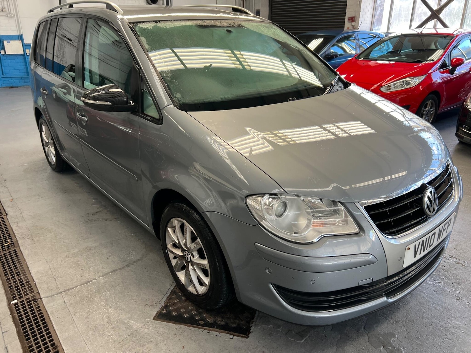 Used Volkswagen Touran 2010 for sale - 76620087: Photo 5