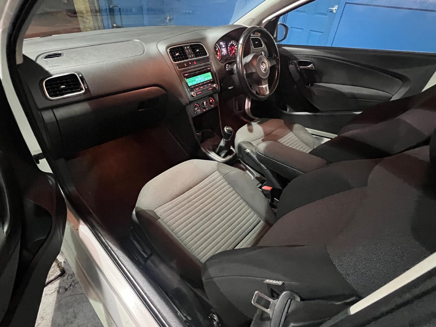 Used Volkswagen Polo 2013 for sale - 77030023: Photo 25