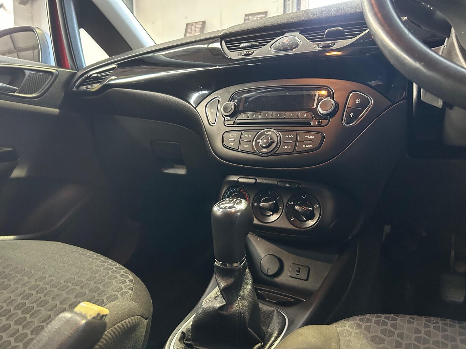 Used Vauxhall Corsa 2015 for sale - 77737886: Photo 11