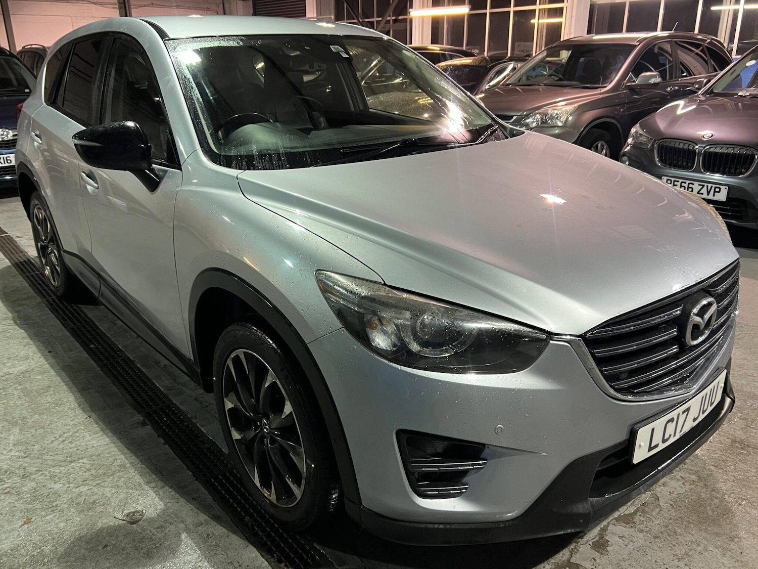 Used Mazda CX-5 2017 for sale - 76866130: Photo 5