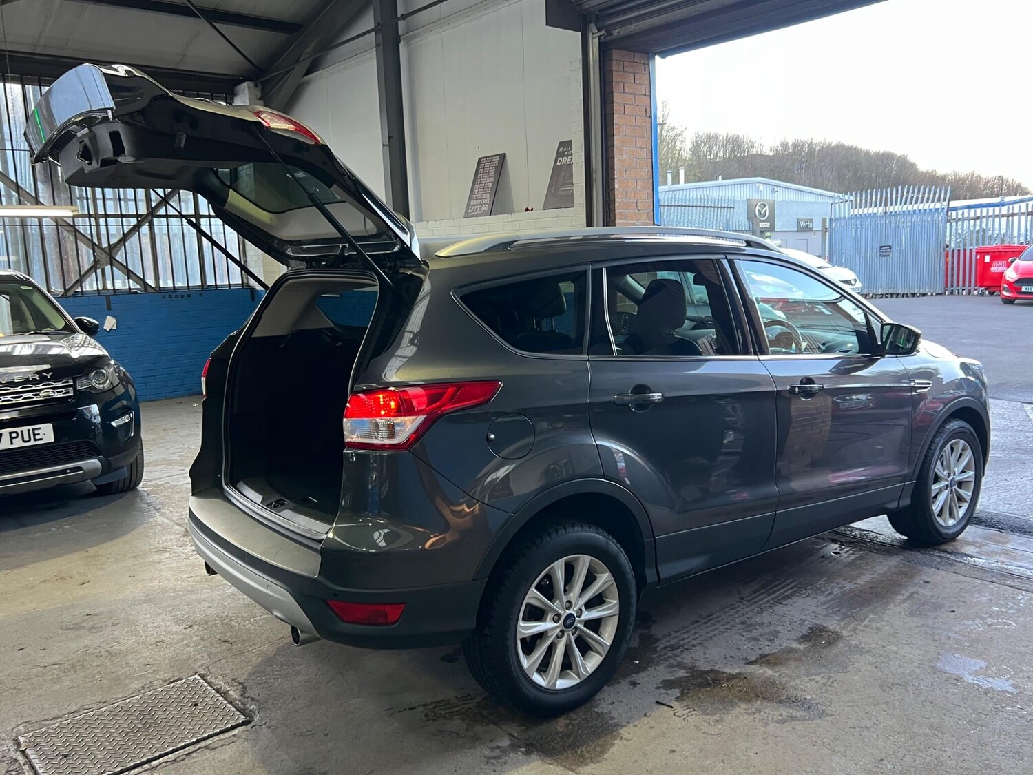 Used Ford Kuga 2016 for sale - 77939755: Photo 10