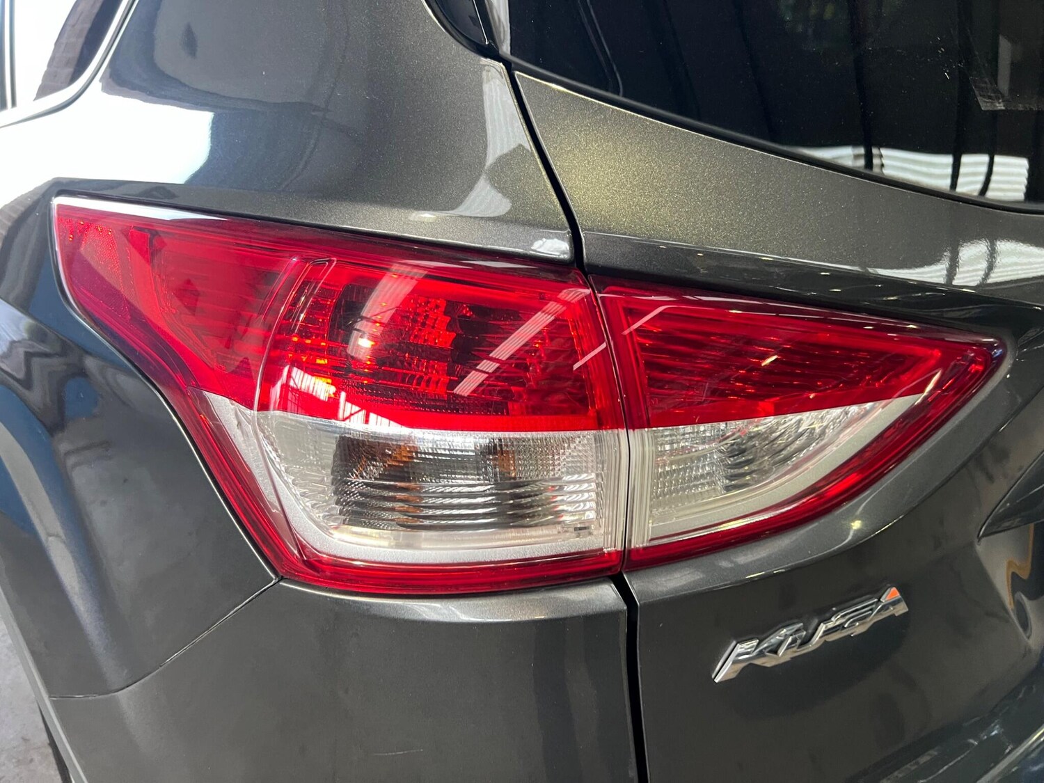 Used Ford Kuga 2016 for sale - 77939755: Photo 28