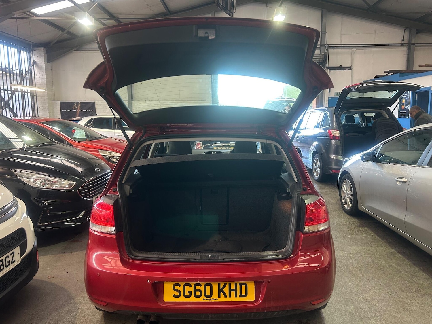 Used Volkswagen Golf 2010 for sale - 78087081: Photo 23