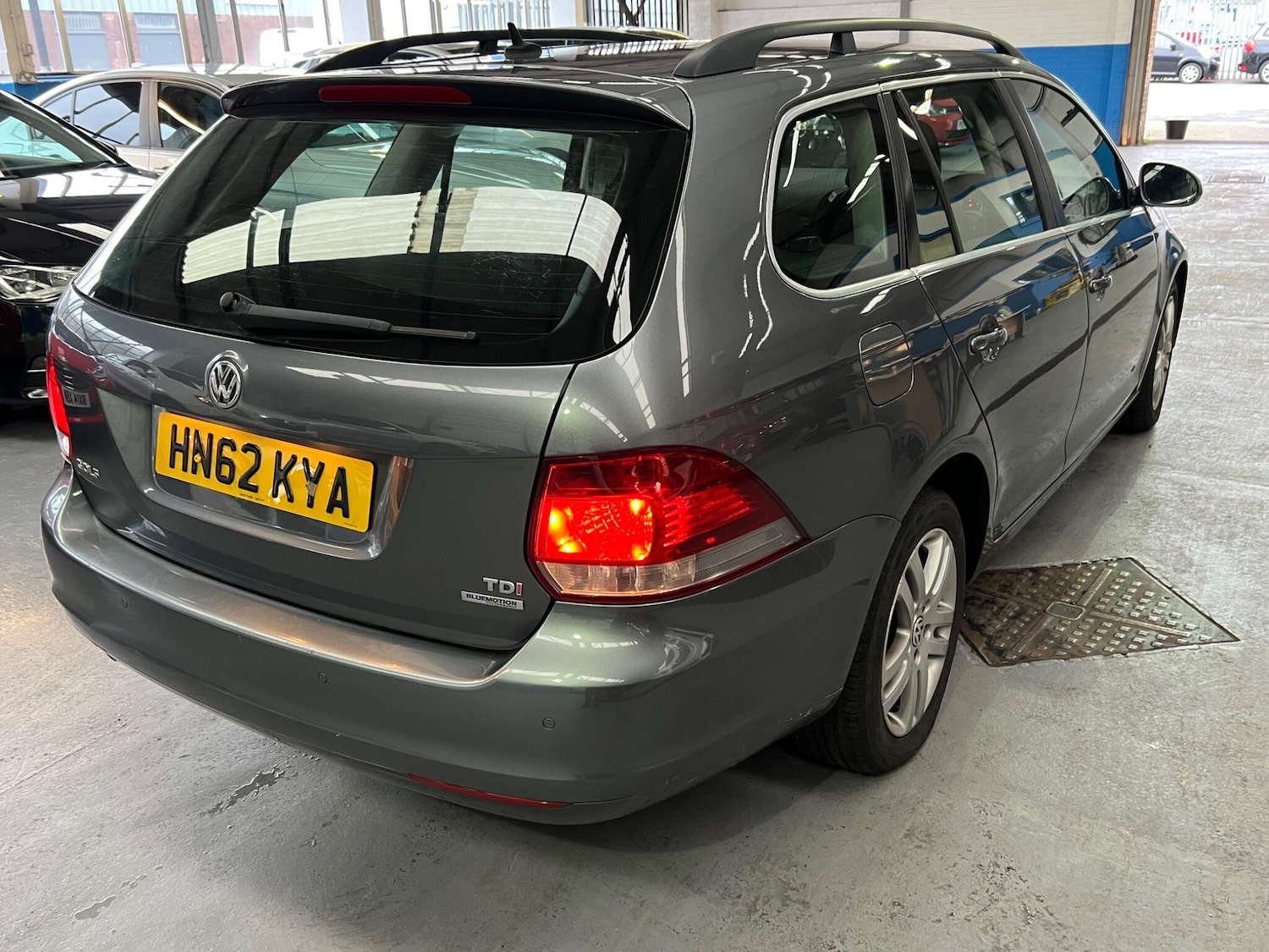 Used Volkswagen Golf 2012 for sale - 76572943: Photo 10