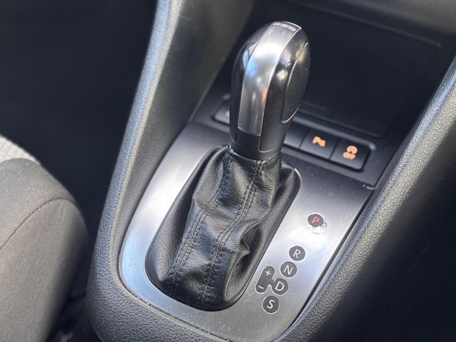 Used Volkswagen Golf 2012 for sale - 76572943: Photo 12