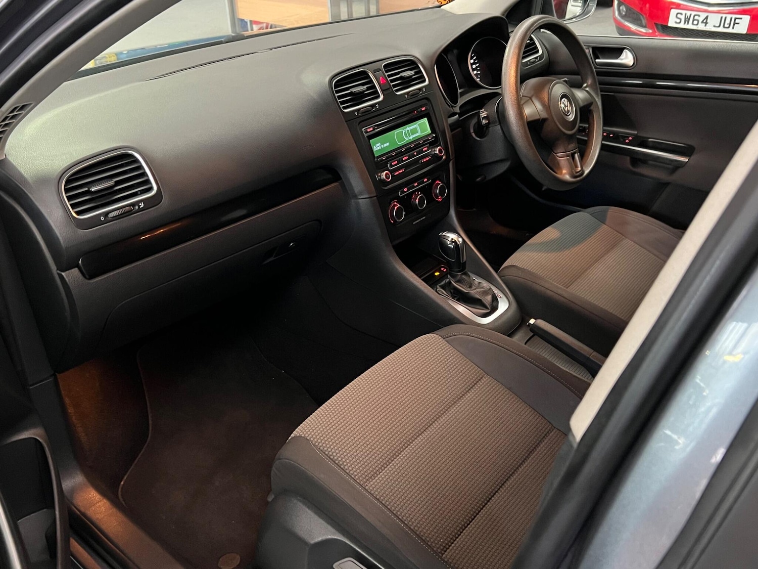 Used Volkswagen Golf 2012 for sale - 76572943: Photo 14