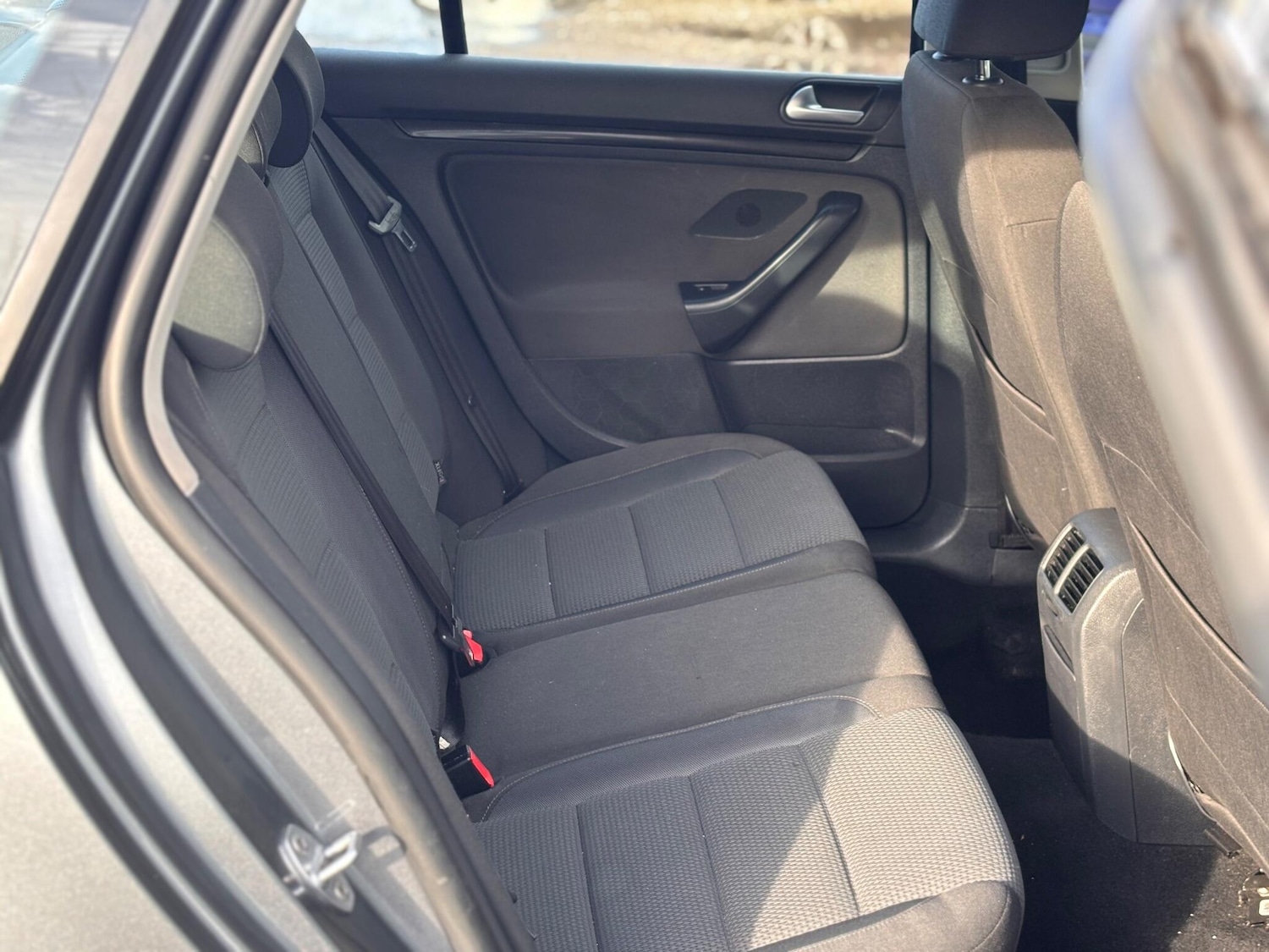 Used Volkswagen Golf 2012 for sale - 76572943: Photo 17