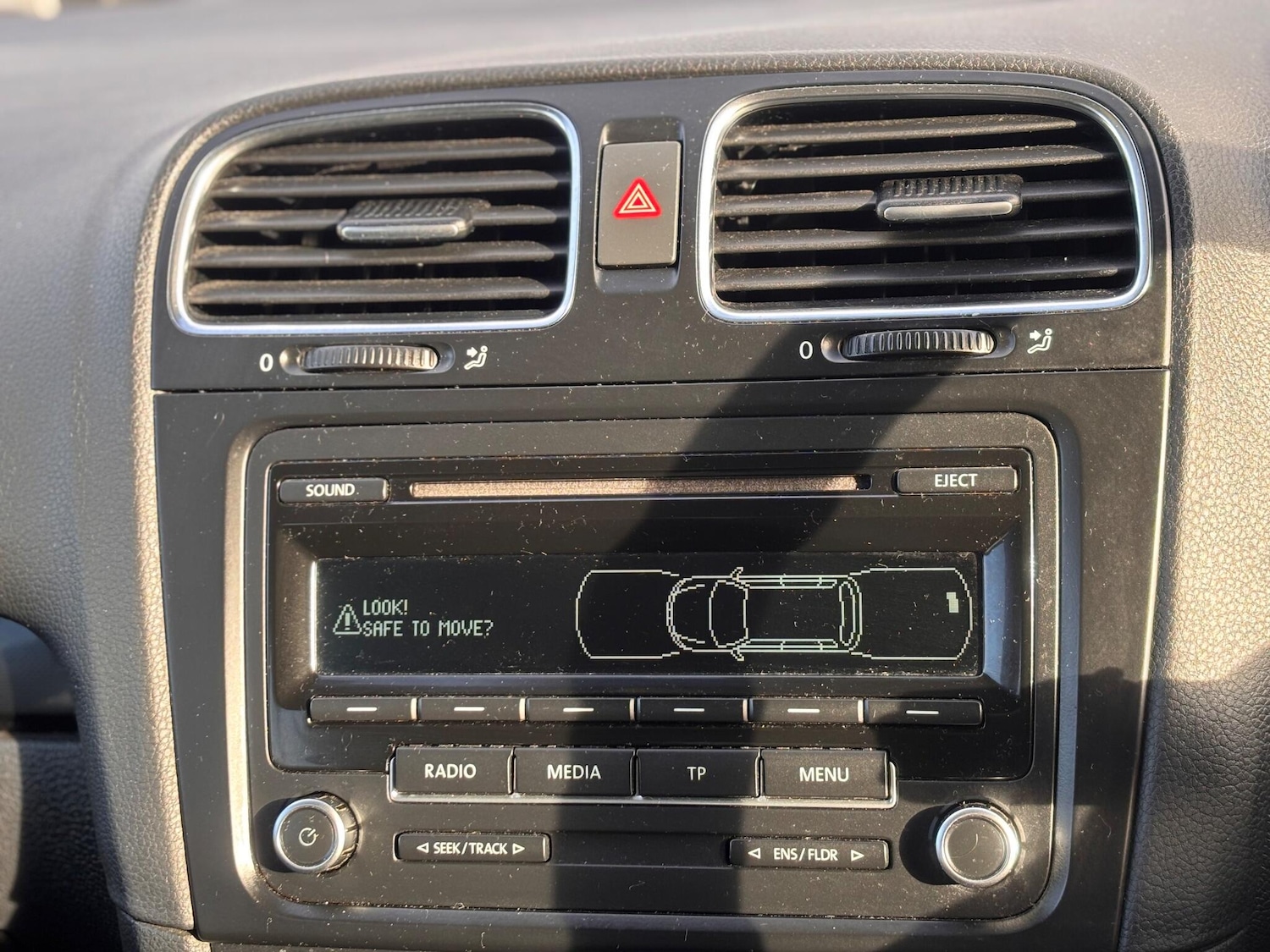 Used Volkswagen Golf 2012 for sale - 76572943: Photo 23