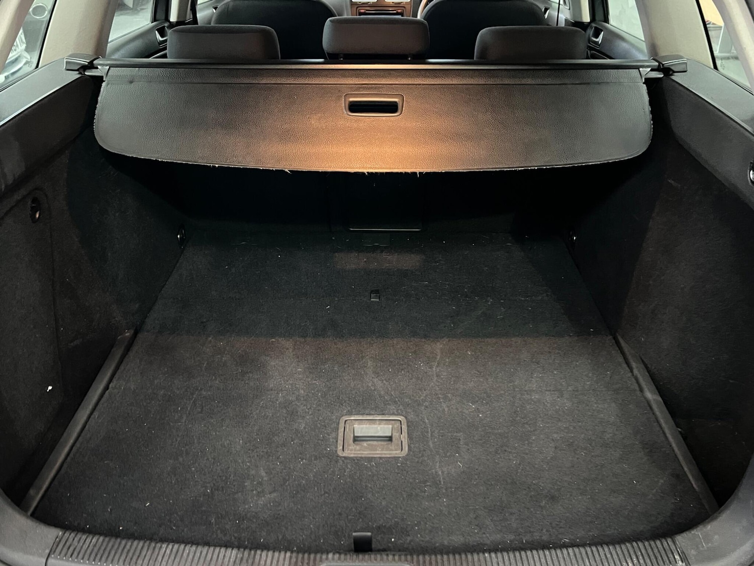 Used Volkswagen Golf 2012 for sale - 76572943: Photo 29