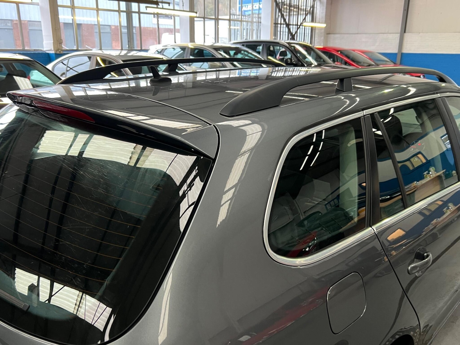 Used Volkswagen Golf 2012 for sale - 76572943: Photo 32