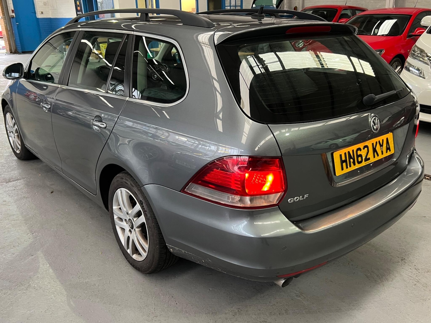 Used Volkswagen Golf 2012 for sale - 76572943: Photo 7