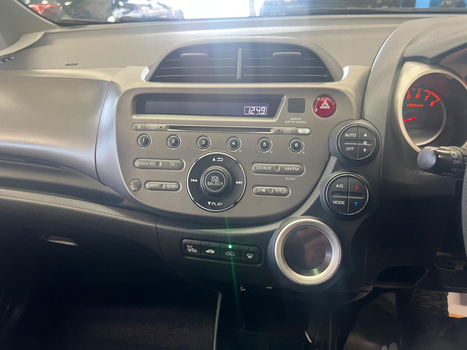 Used Honda Jazz 2009 for sale - 77883038: Photo 22