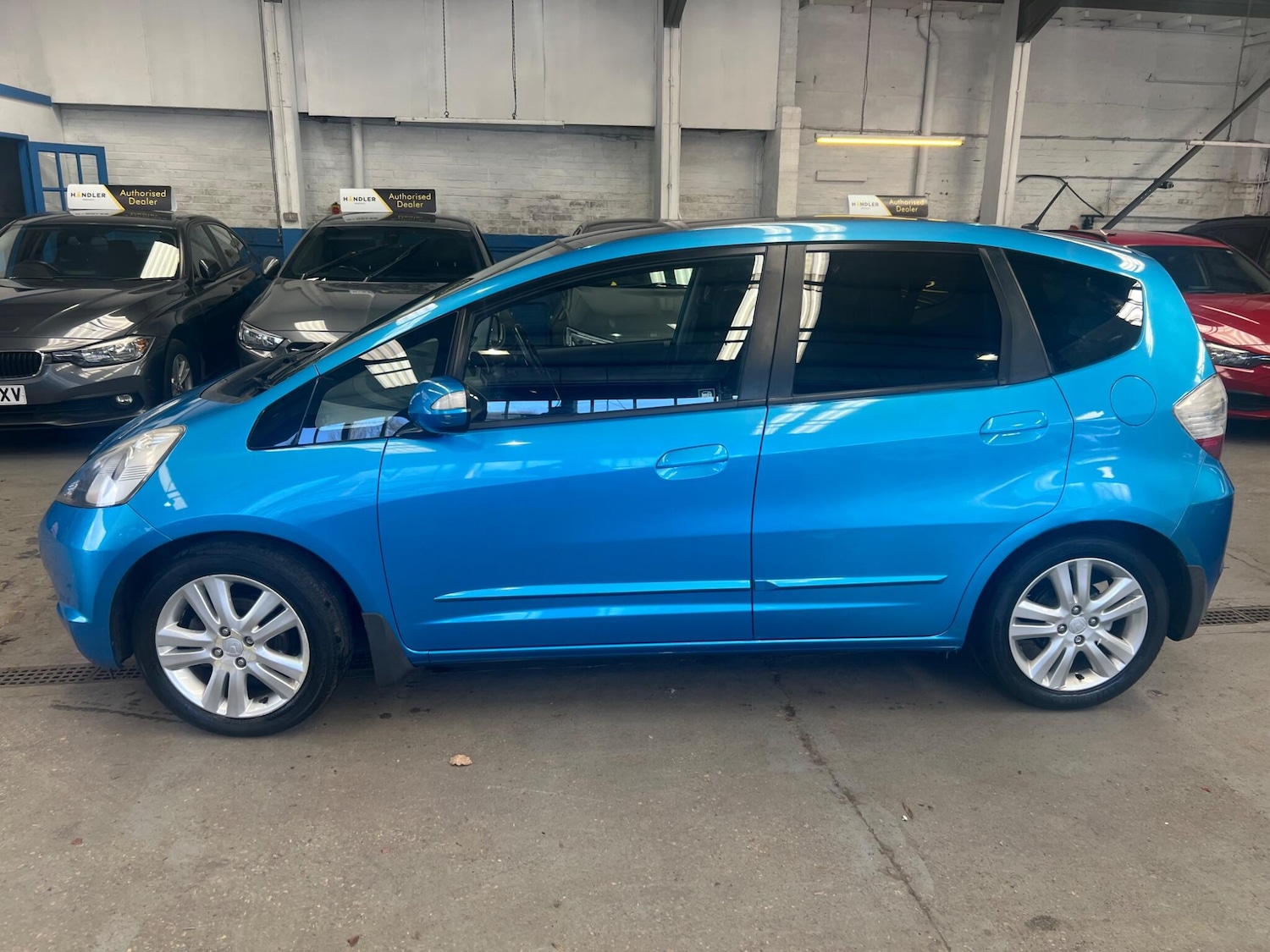 Used Honda Jazz 2009 for sale - 77883038: Photo 3