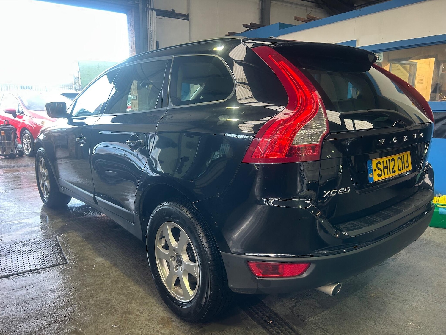 Used Volvo XC60 for sale - 77191184: Photo 4