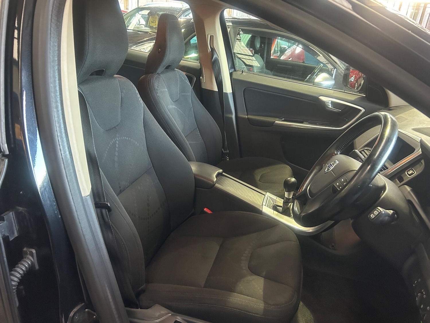 Used Volvo XC60 for sale - 77191184: Photo 8