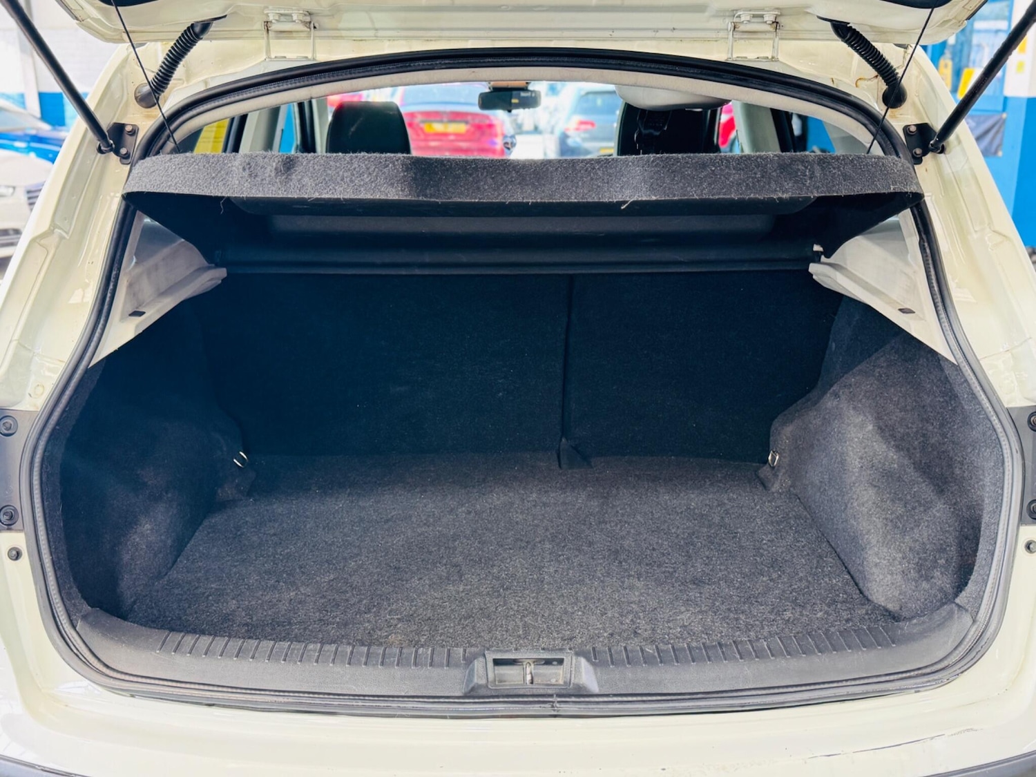 Used Nissan Qashqai 2011 for sale - 78185342: Photo 37